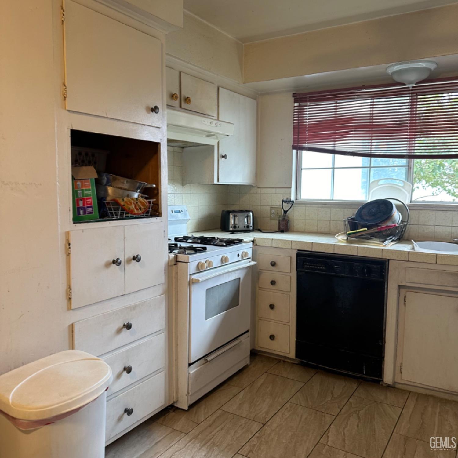 5907 Stacey Street — photo 13