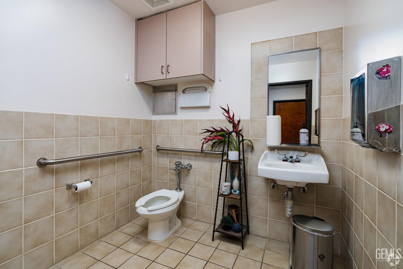 3550 Q Street — photo 16