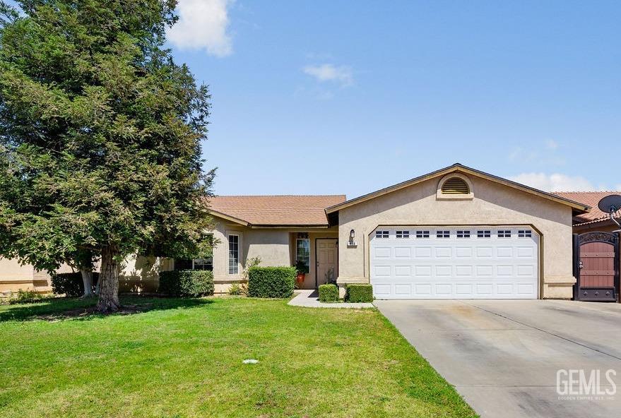 836 Fletcher Street, Mc Farland, CA 93250 — photo 1