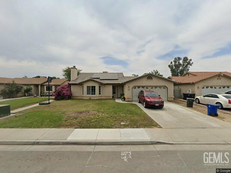 737 Concord, Mc Farland, CA 93250 — photo 1