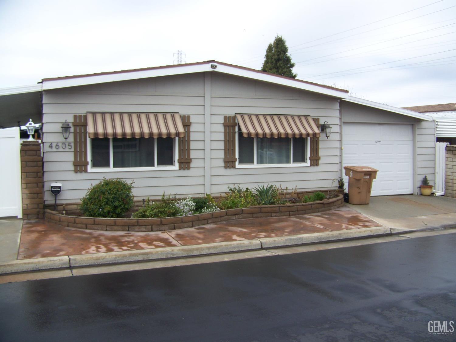 Photo of 4605 Q Street, Bakersfield, CA 93301