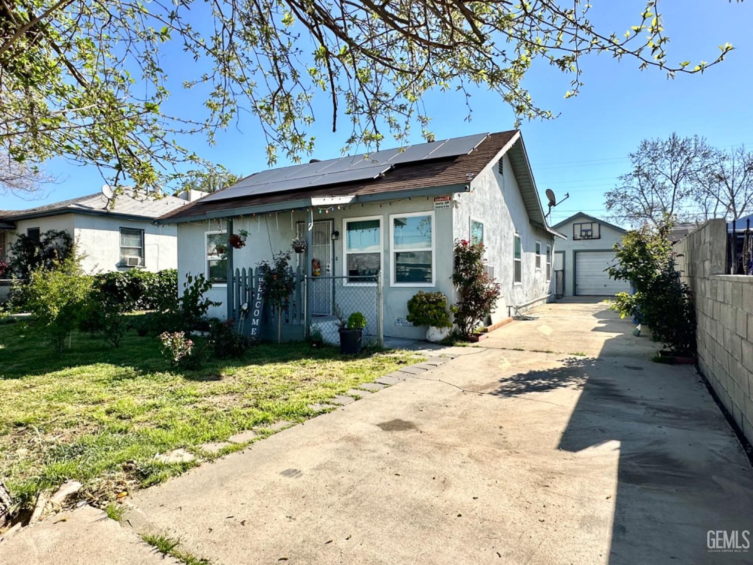 Photo of 710 Bryce Drive, Bakersfield, CA 93308