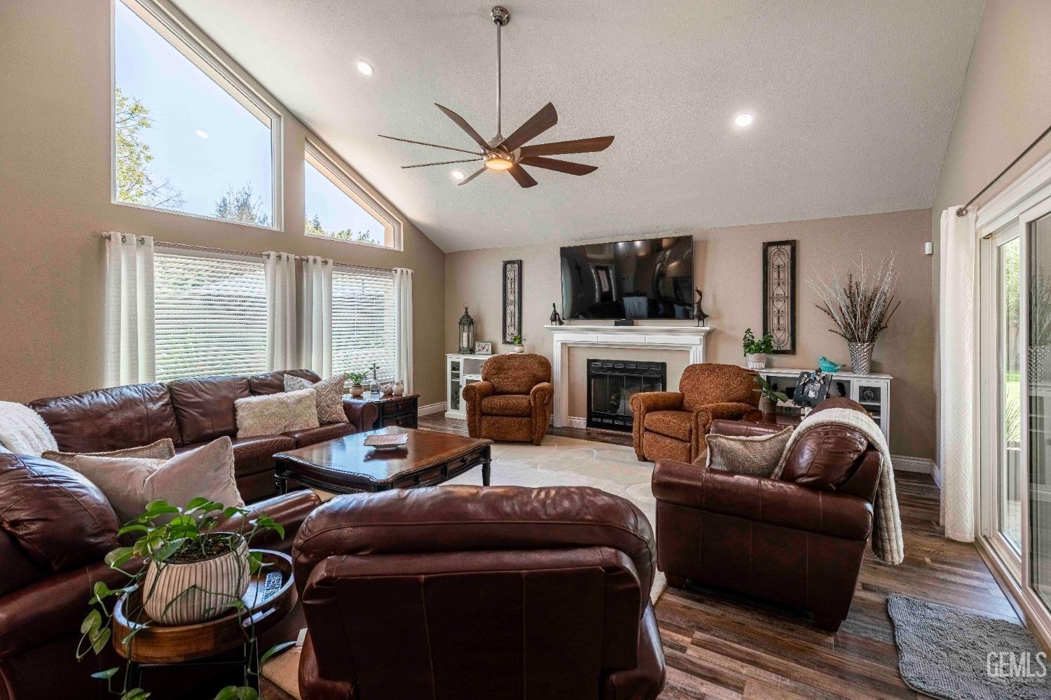 16030 Strebor Drive — photo 16