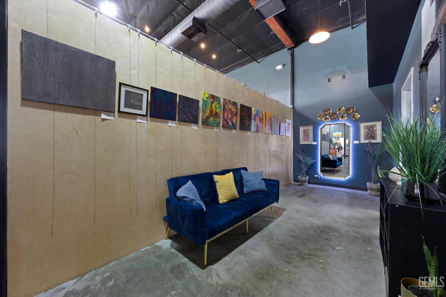 20601 W Valley Boulevard — photo 31