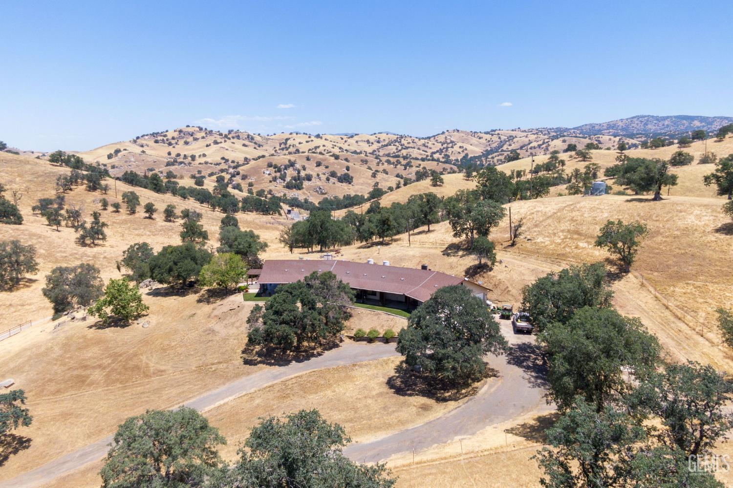 Photo of 3001 Woody Granite Road, Bakersfield, CA 93308