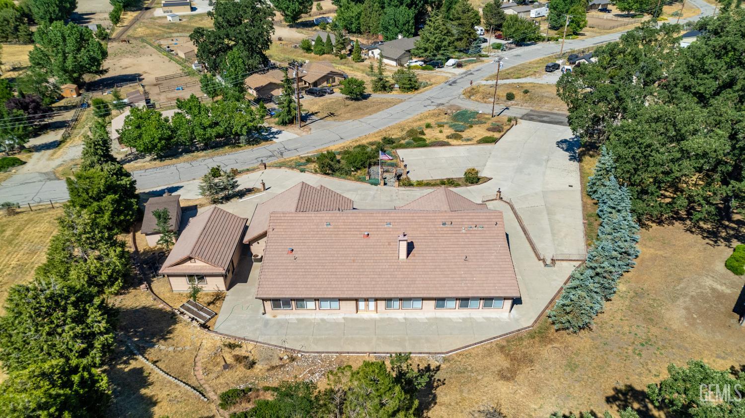 30100 Sunland Way — photo 43
