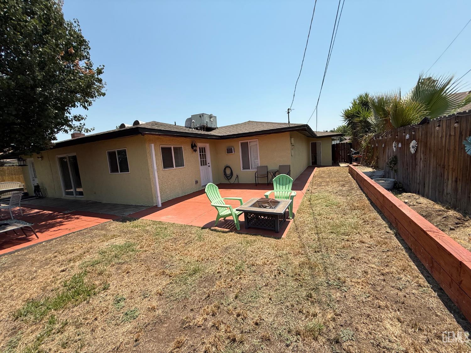 2404 Belvedere Ave — photo 33