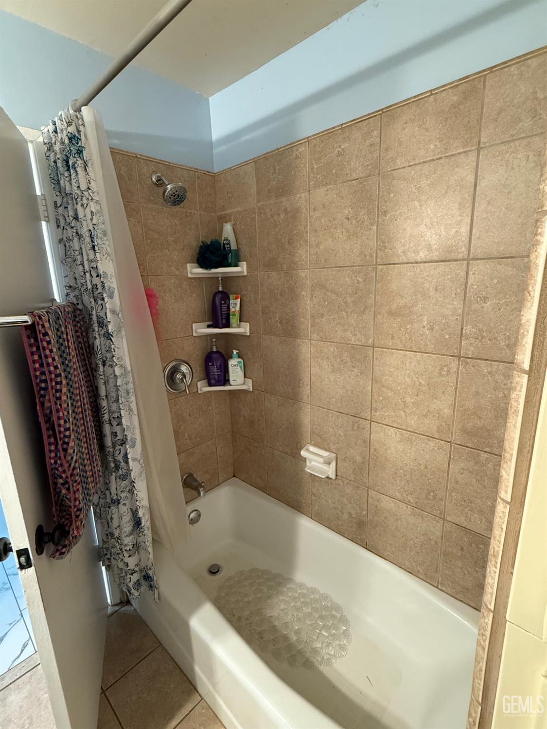 2404 Belvedere Ave — photo 17