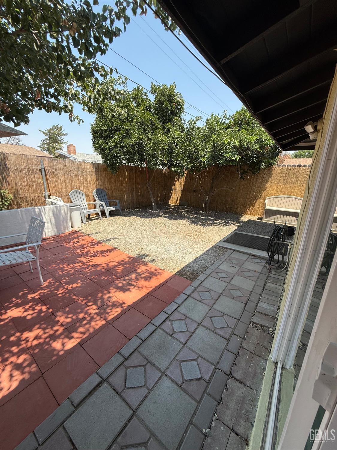 2404 Belvedere Ave — photo 28