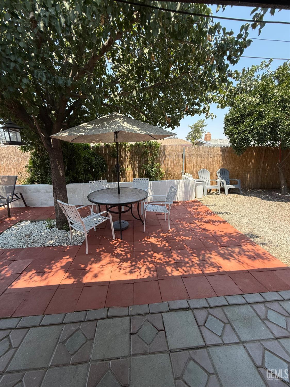 2404 Belvedere Ave — photo 29