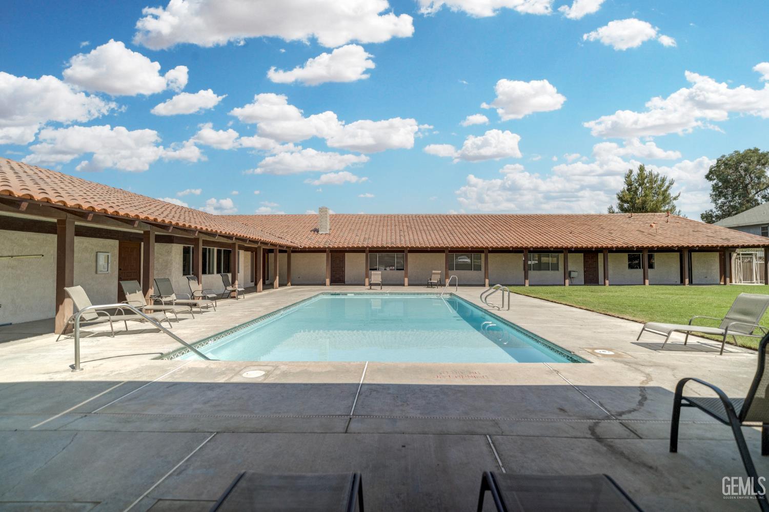 6204 Royal coach Drive, Bakersfield, CA 93306 — photo 22