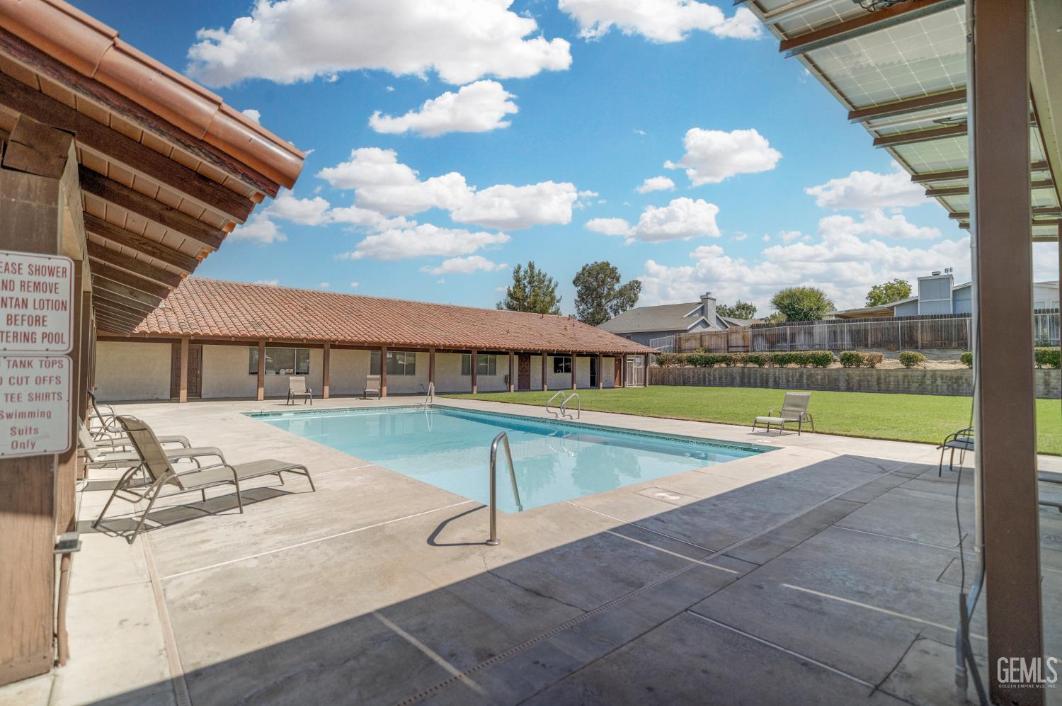 6204 Royal coach Drive, Bakersfield, CA 93306 — photo 23