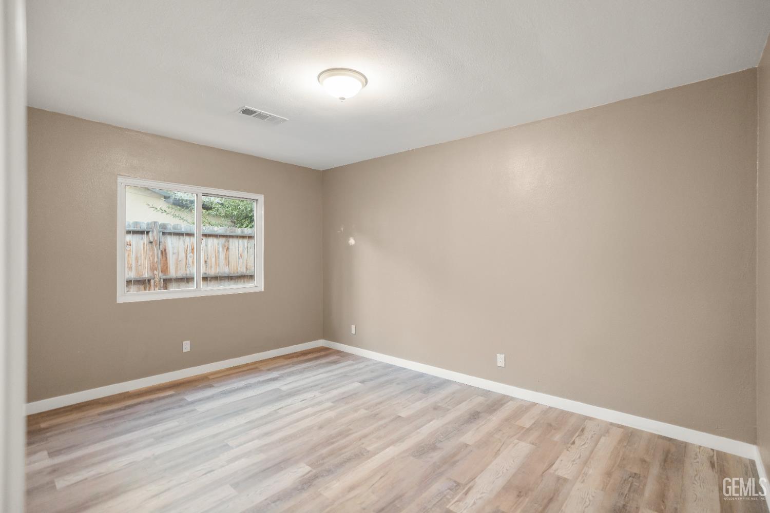5903 Kirk Street, Bakersfield, CA 93307 — photo 15