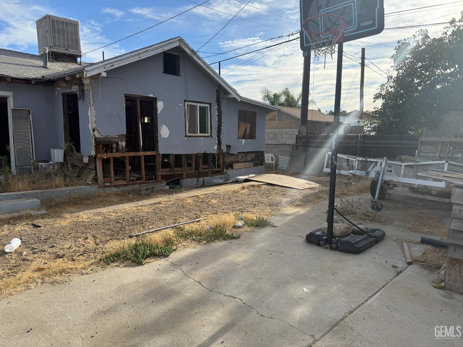324 Belmont Avenue — photo 6