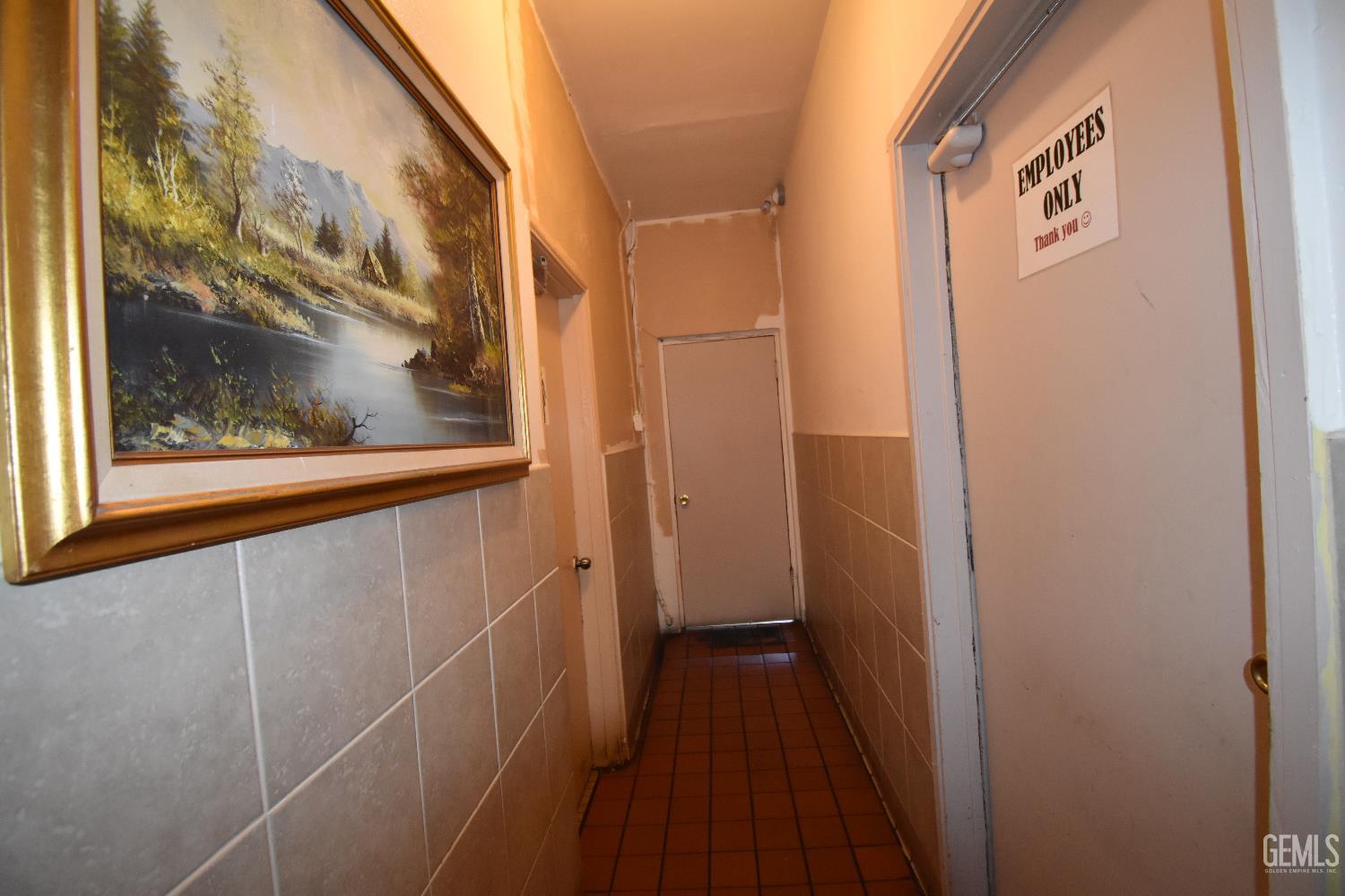 108 S Green Street — photo 14