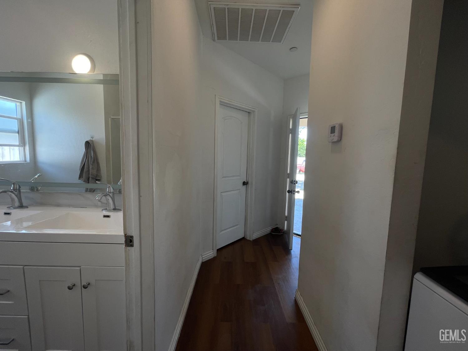 1012 Feliz Drive — photo 10