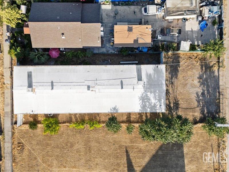 915 E 21st — photo 5