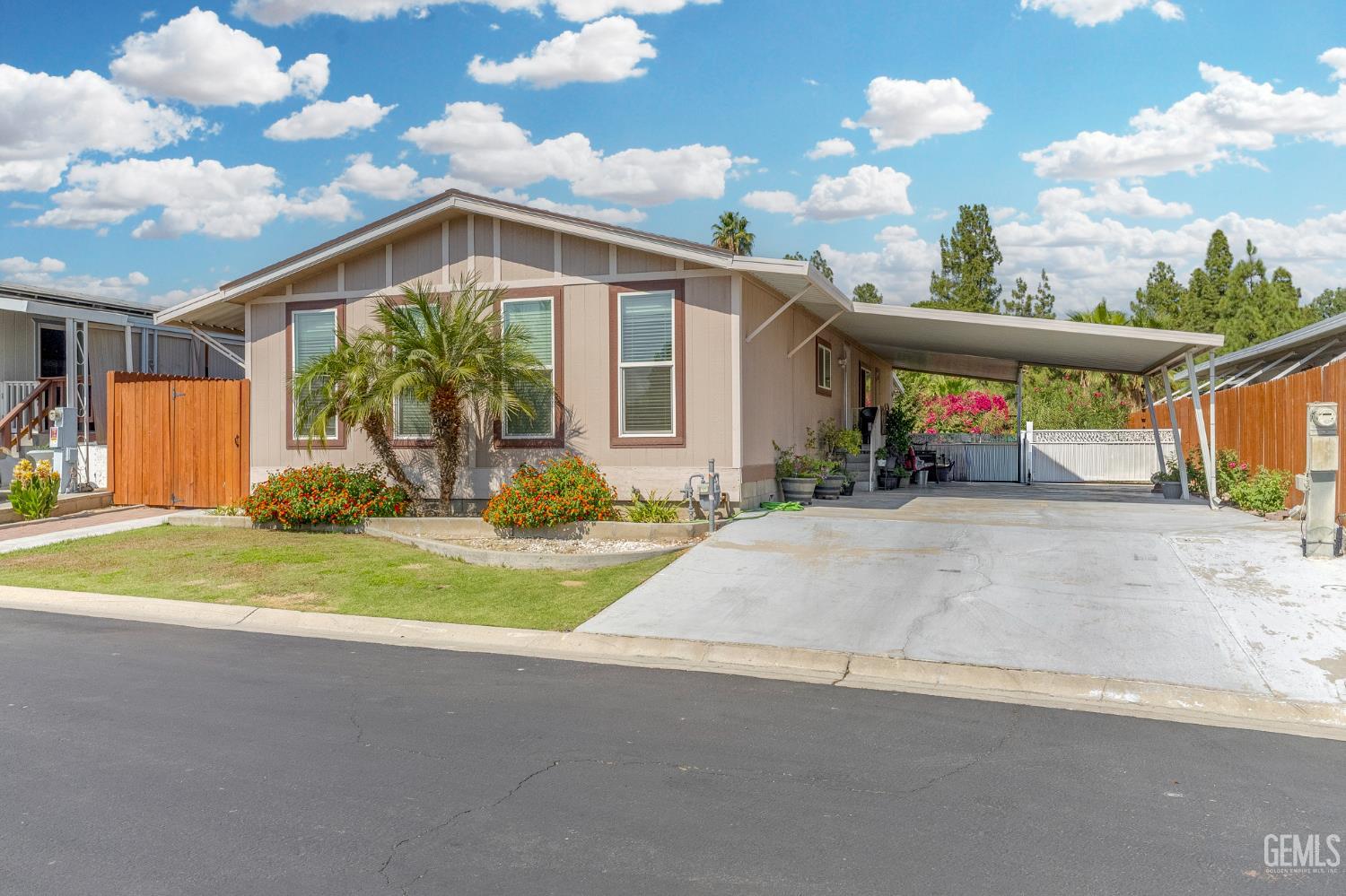 8904 Eastwind Circle, Bakersfield, CA 9306 — photo 1