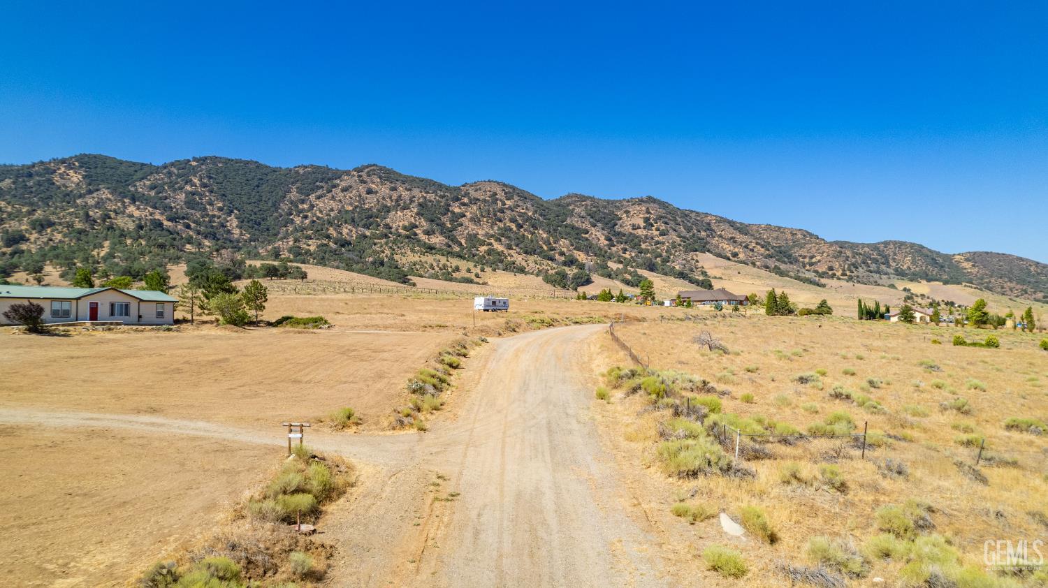 Comanche Drive — photo 12