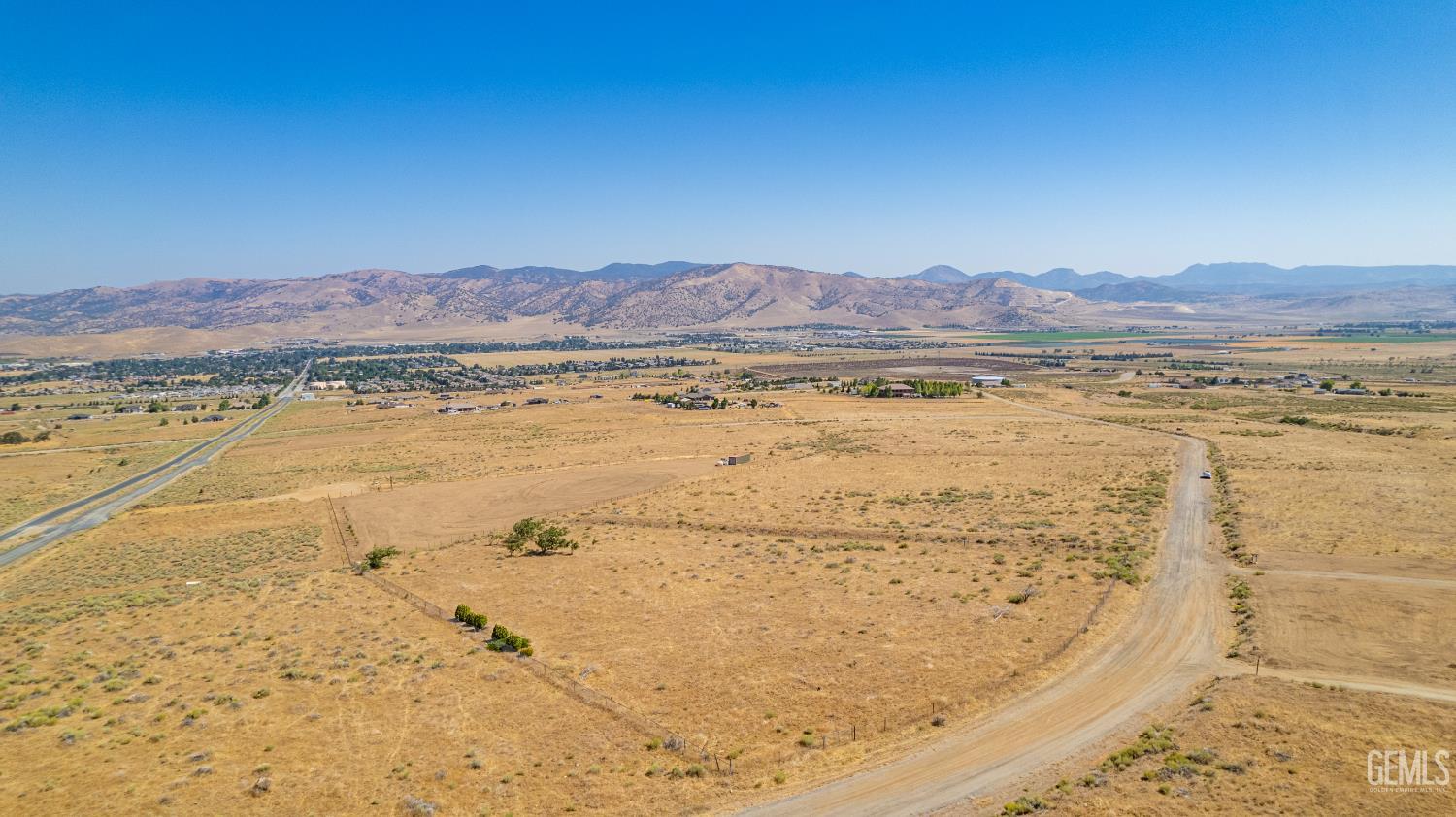 Comanche Drive — photo 10