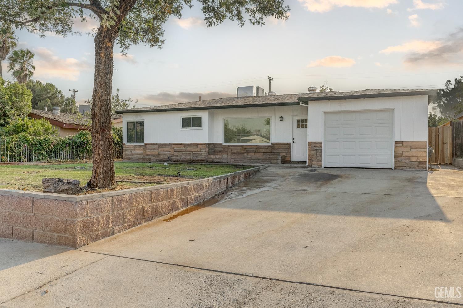 918 Blossom Street, Bakersfield, CA 93306 — photo 3