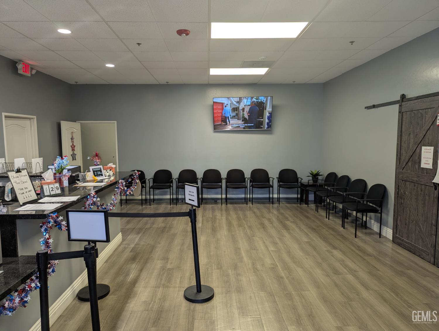 3015 Calloway Drive — photo 3