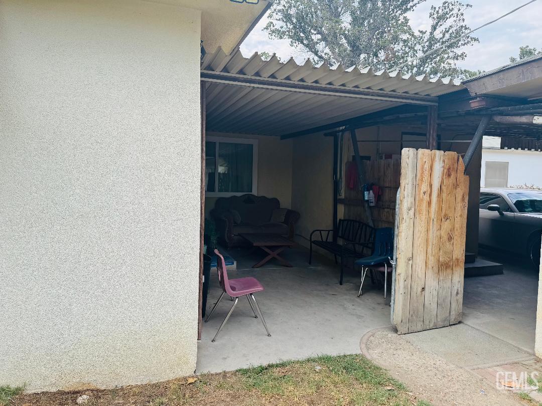 1337 Castaic Avenue — photo 17