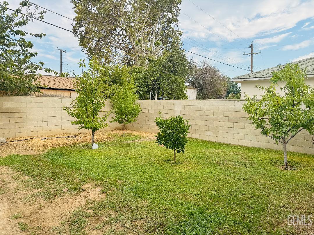 1337 Castaic Avenue — photo 18