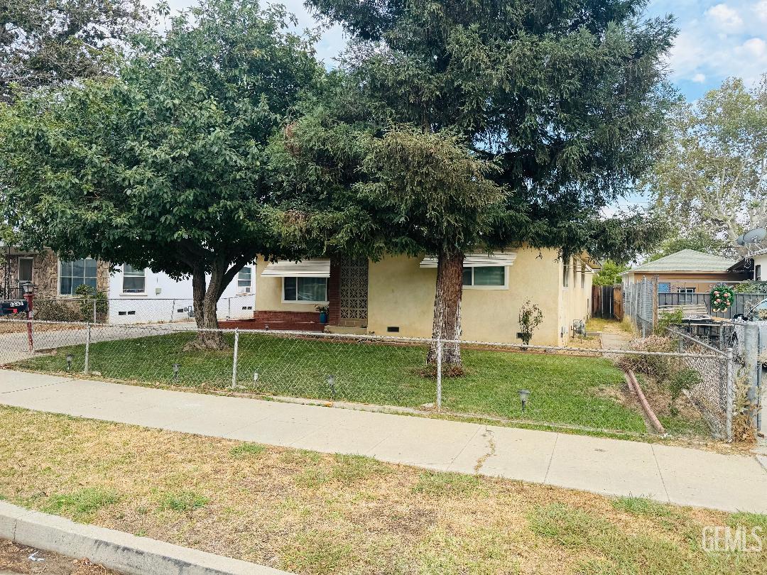 1337 Castaic Avenue — photo 5