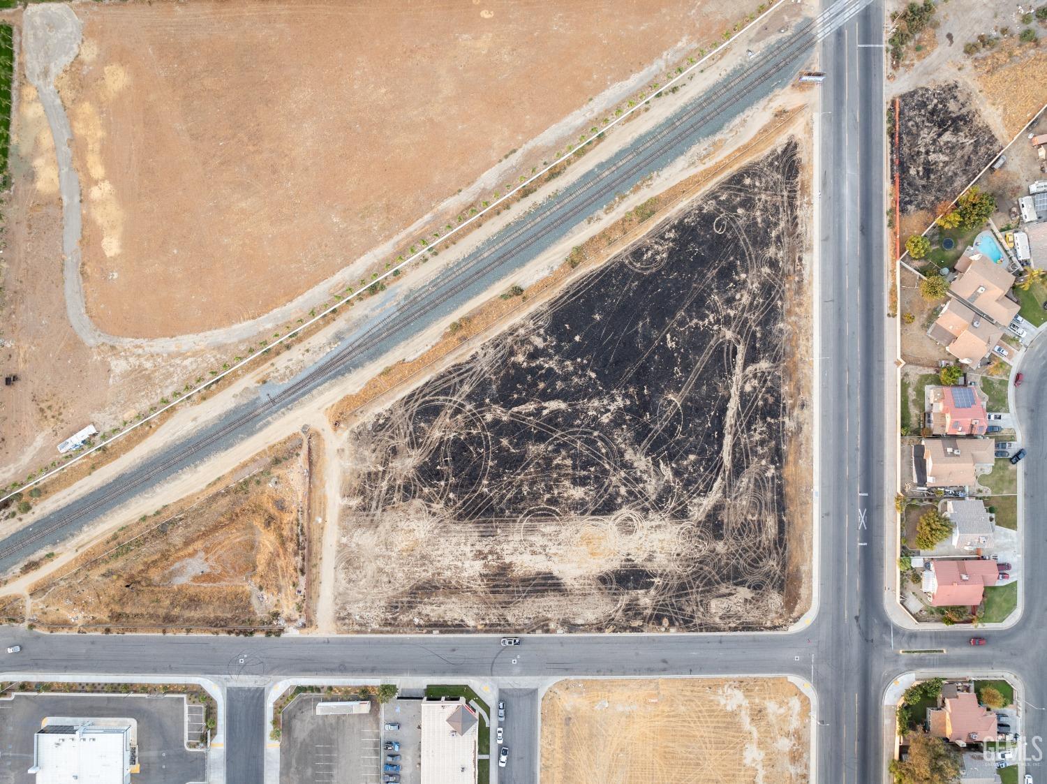 4601 Hughes Lane — photo 3