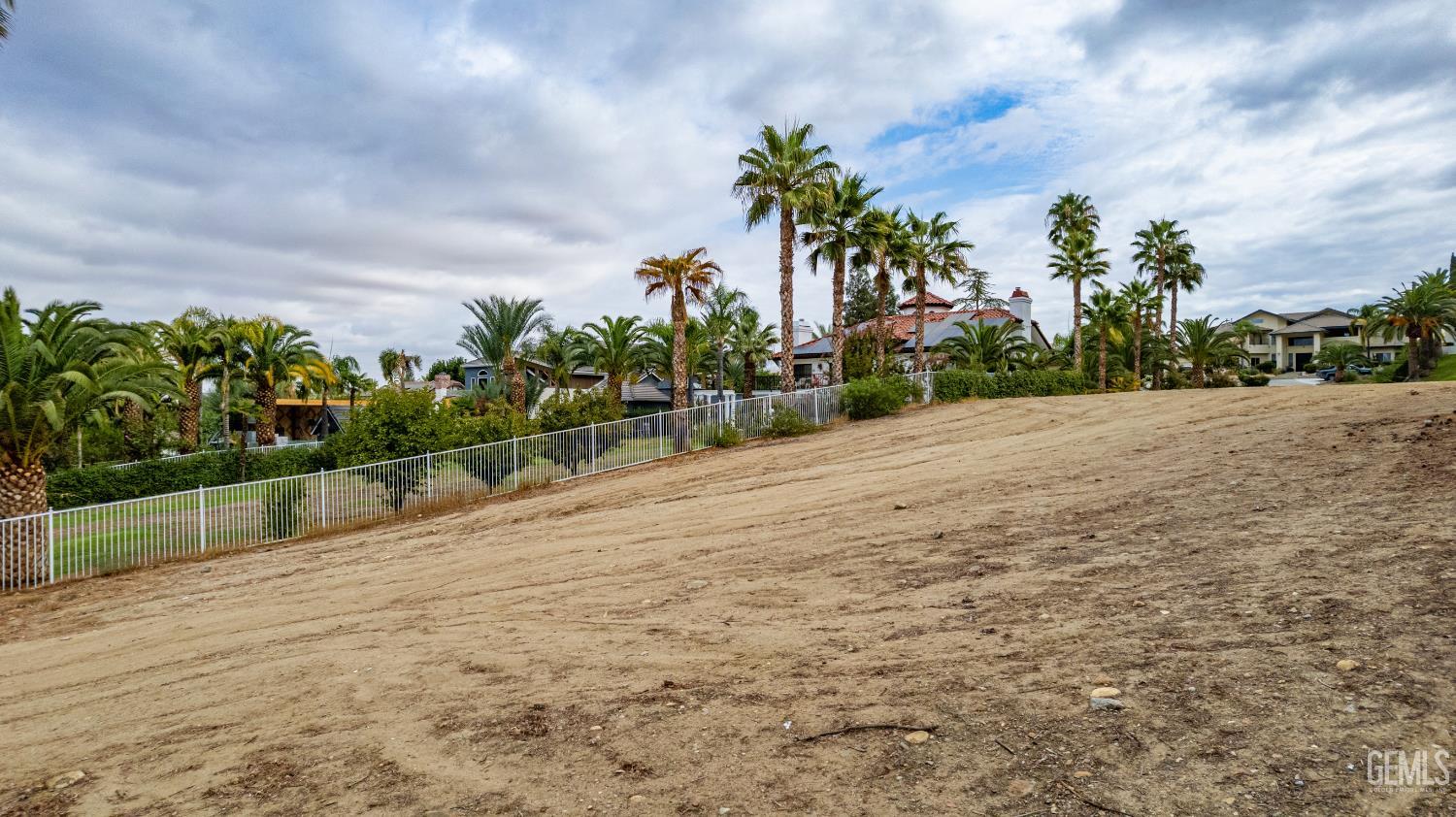 6120 De La Guerra Terrace — photo 14