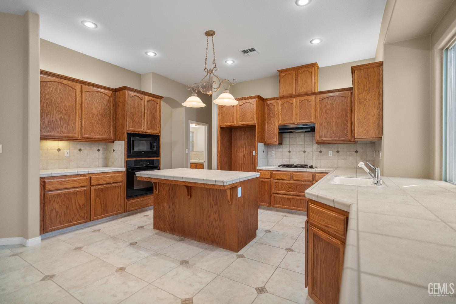 4614 Crosshaven Avenue, Bakersfield, CA 93313 — photo 23