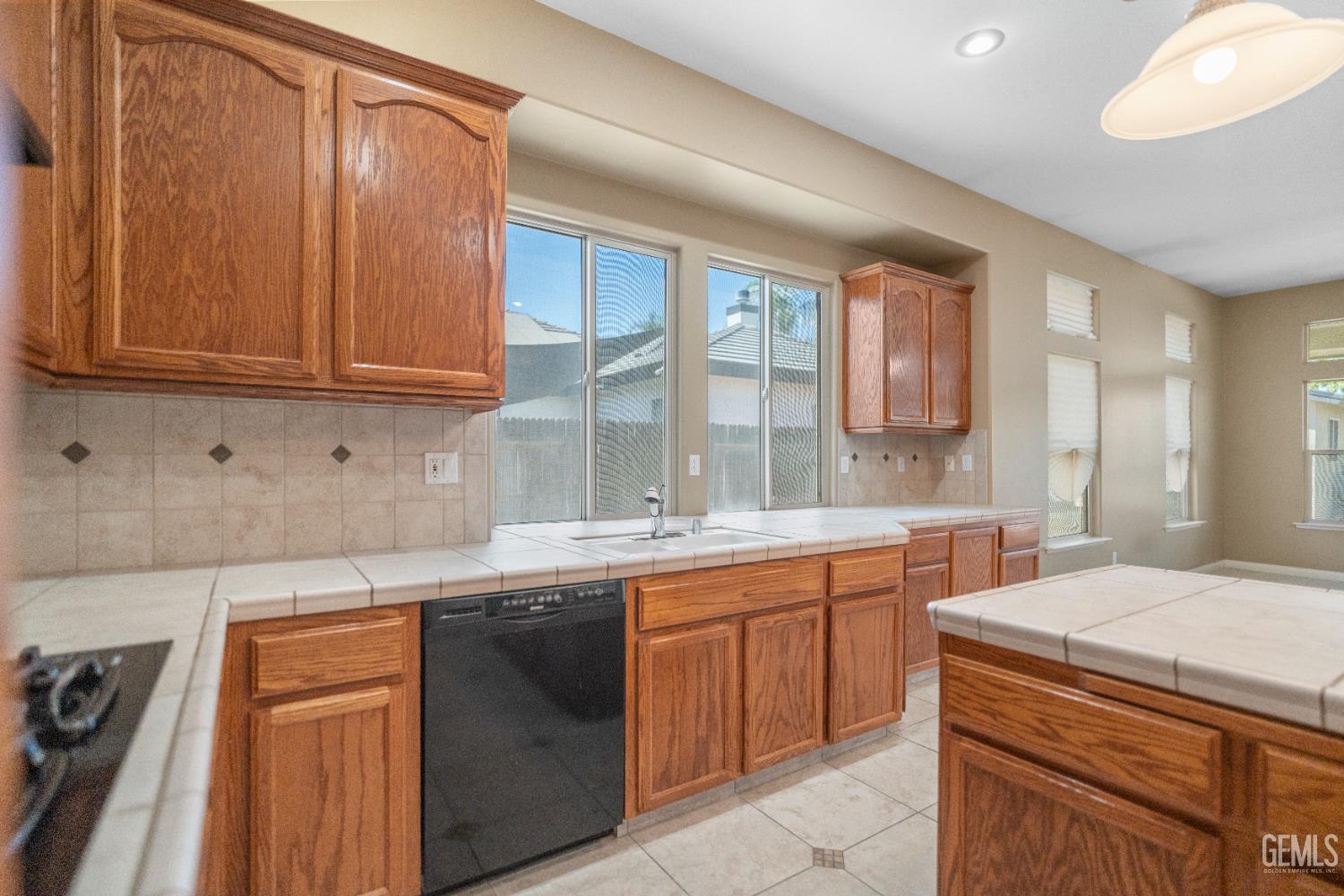 4614 Crosshaven Avenue, Bakersfield, CA 93313 — photo 25