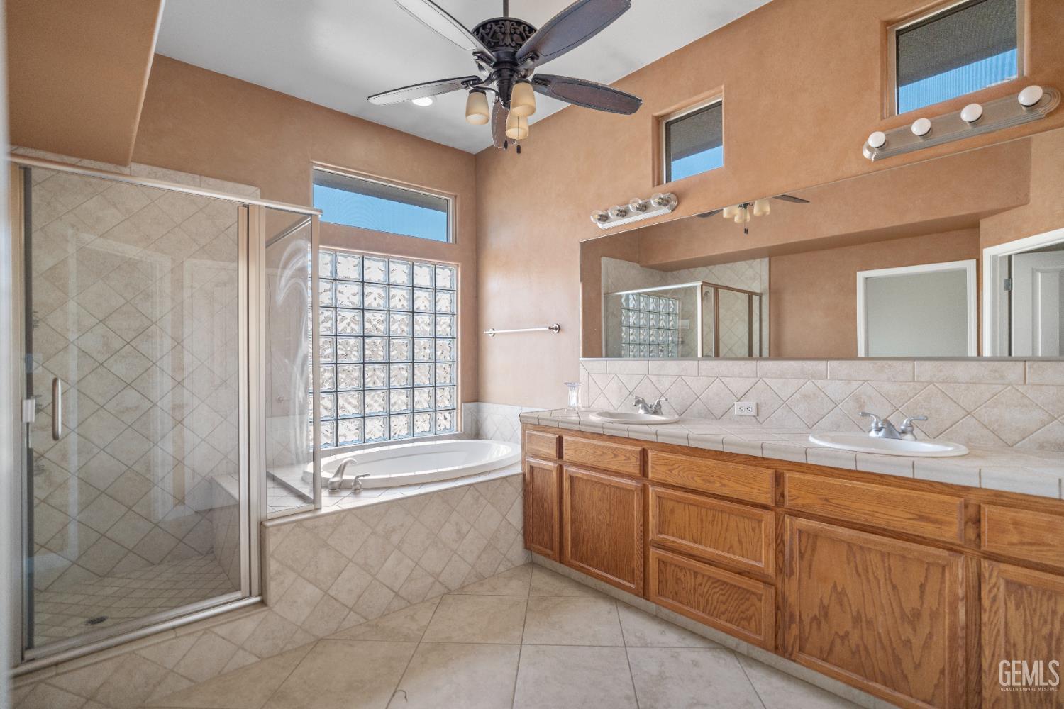 4614 Crosshaven Avenue, Bakersfield, CA 93313 — photo 38