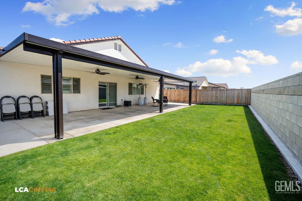 3301 Whispering Brook Lane, Shafter, CA 93263 — photo 17