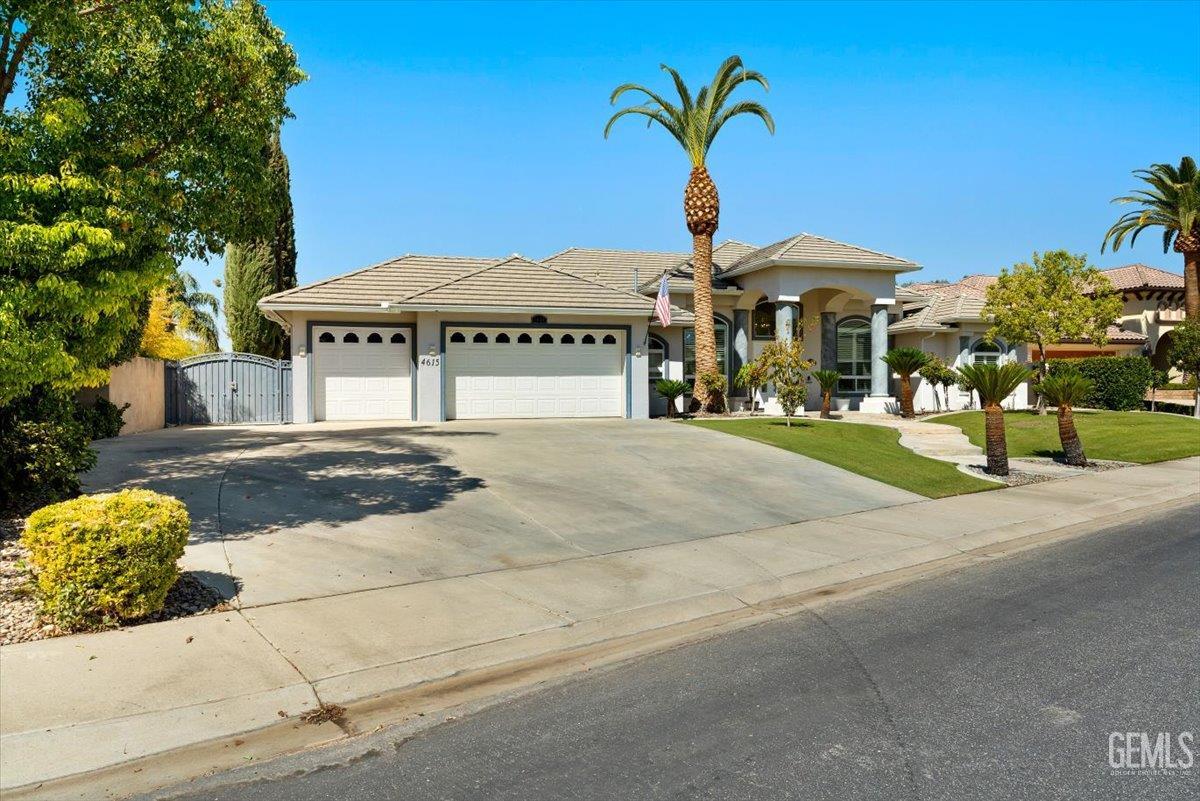 Photo of 4615 Islands Drive, Bakersfield, CA 93312