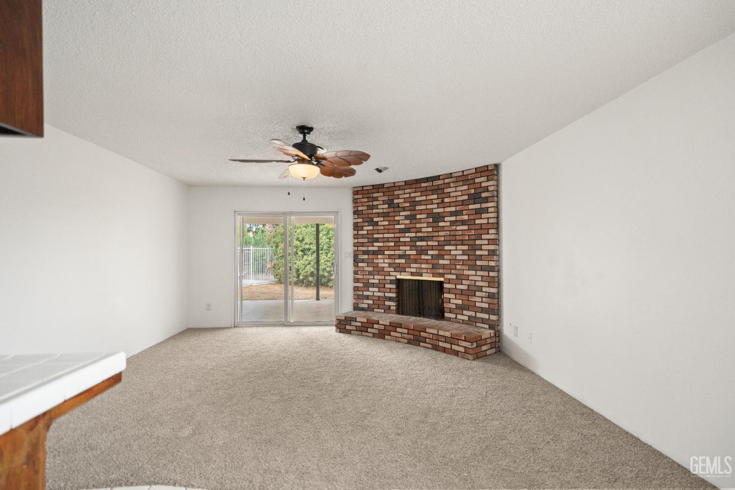 2504 Sutton Place — photo 20