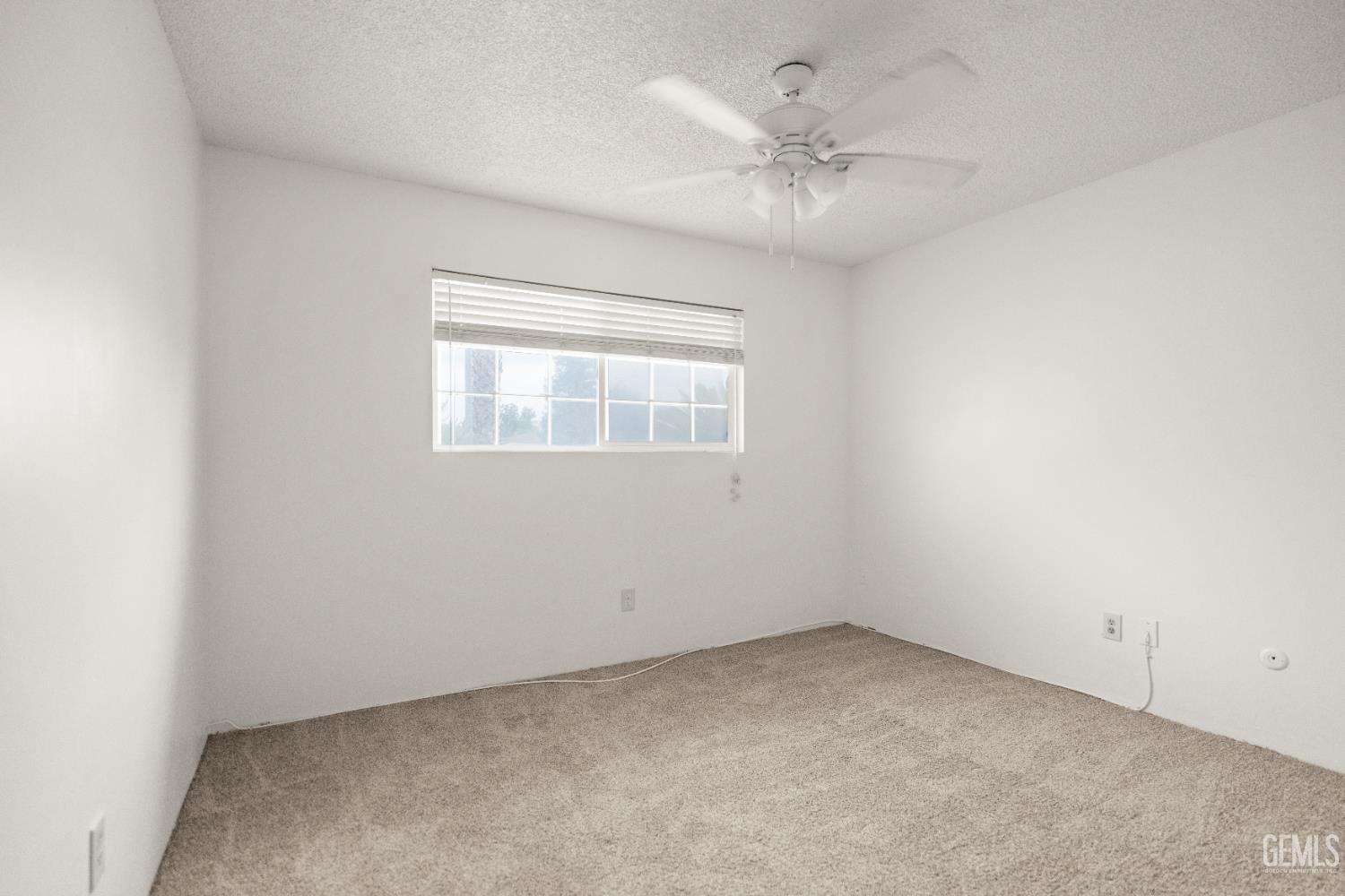 2504 Sutton Place — photo 23