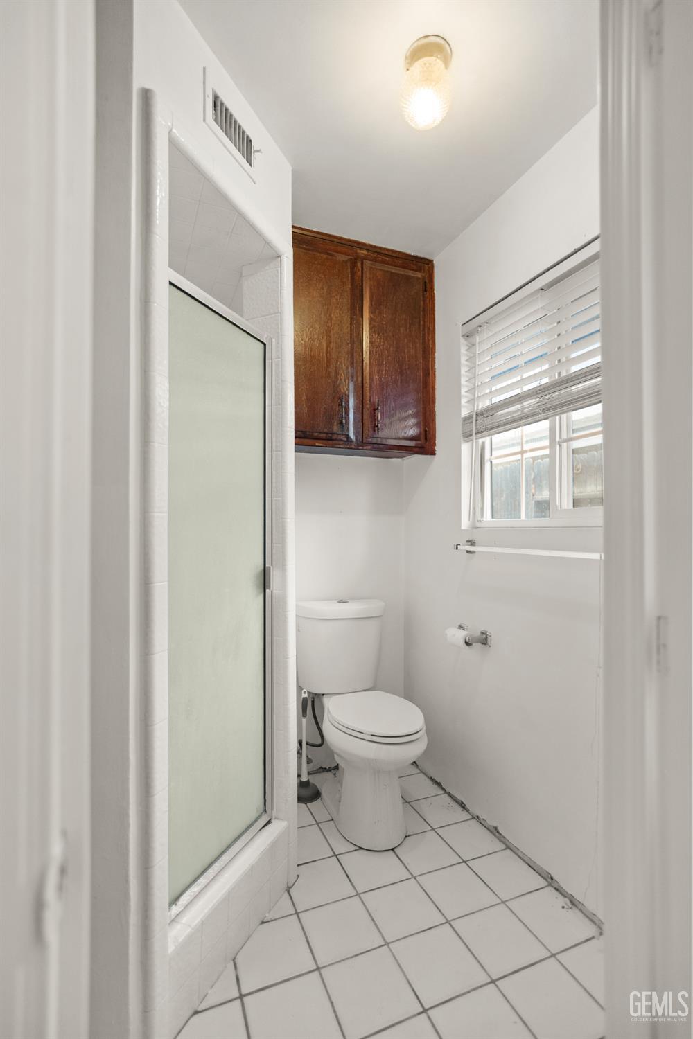 2504 Sutton Place — photo 28