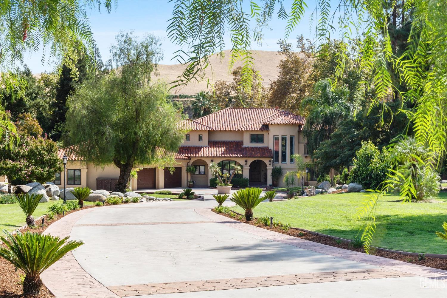 14025 Yokuts Lane — photo 3