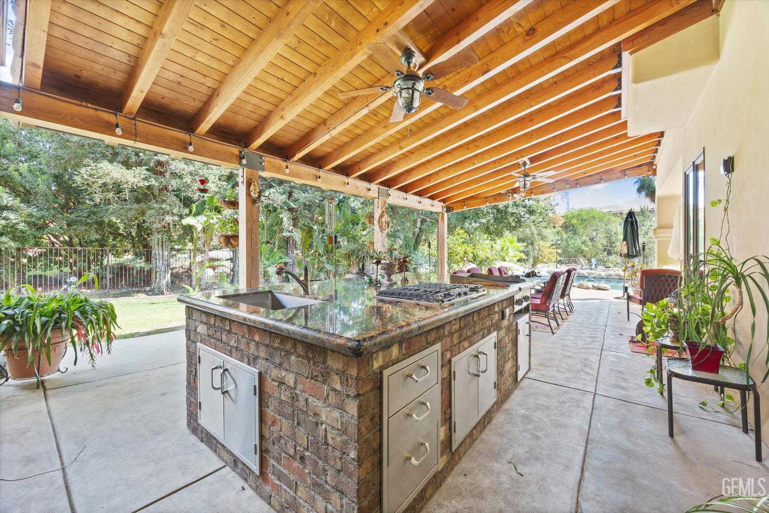14025 Yokuts Lane — photo 44