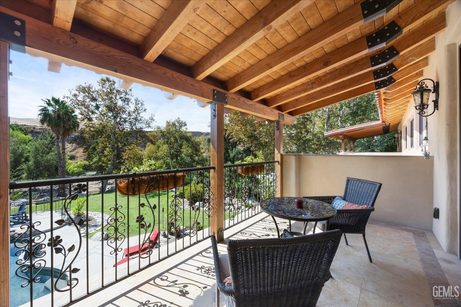 14025 Yokuts Lane — photo 38