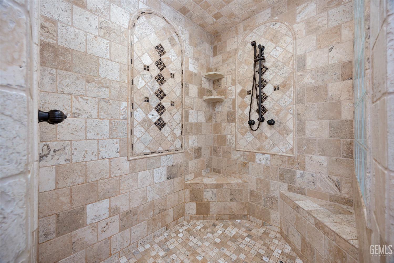 14025 Yokuts Lane — photo 33
