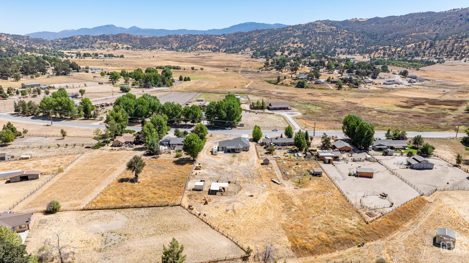 28551 Bear Valley Road — photo 38