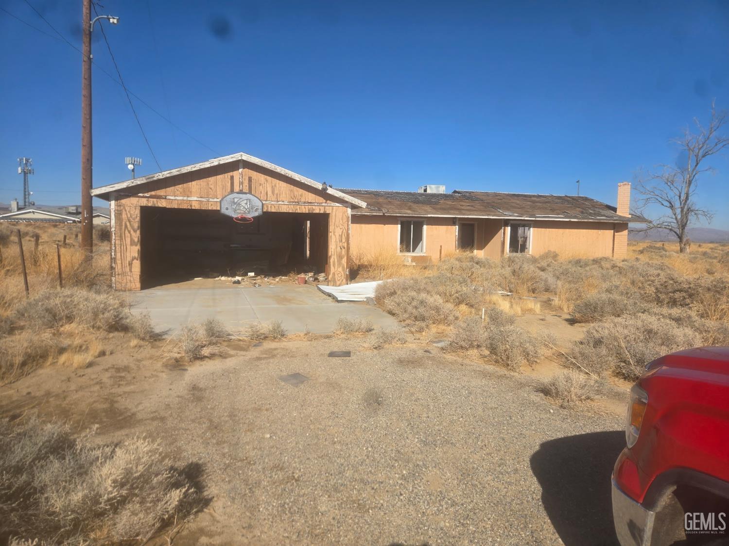 Photo of 8955 Munsey Road, Cantil, CA 93519