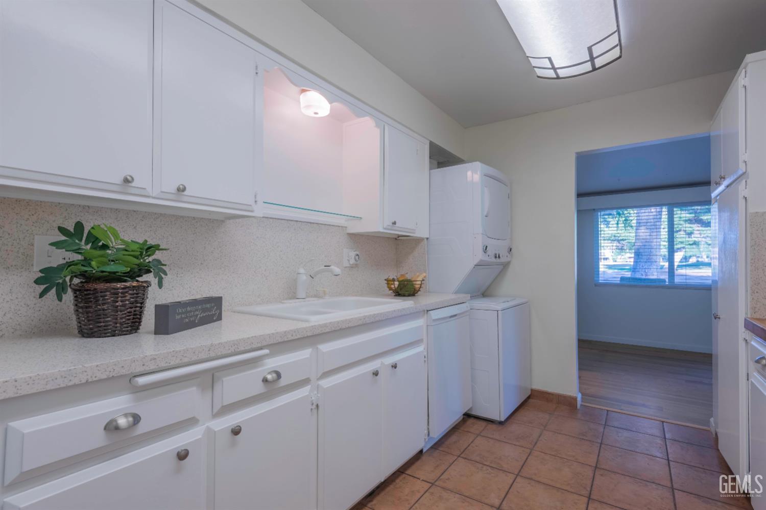 504 Cherry Hills Drive — photo 14