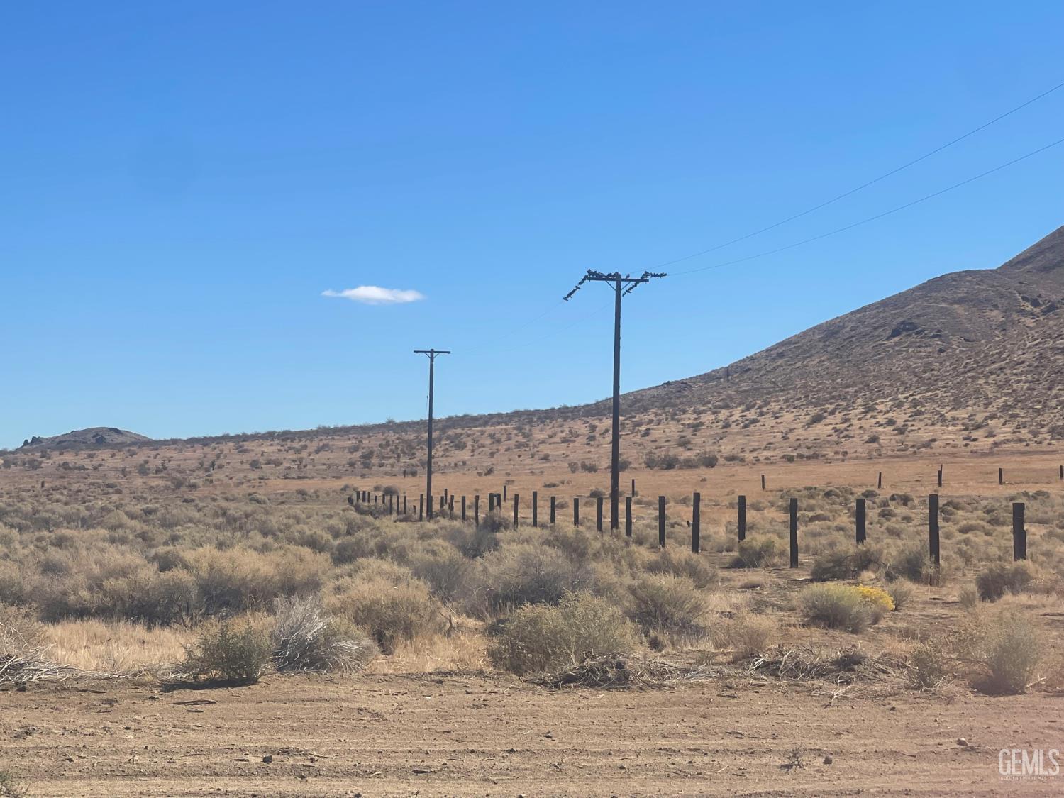 Tehachapi Willow Springs RD