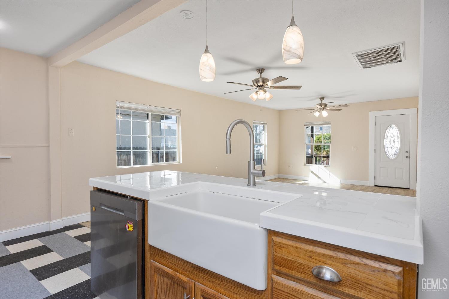 109 Hughes Avenue — photo 16