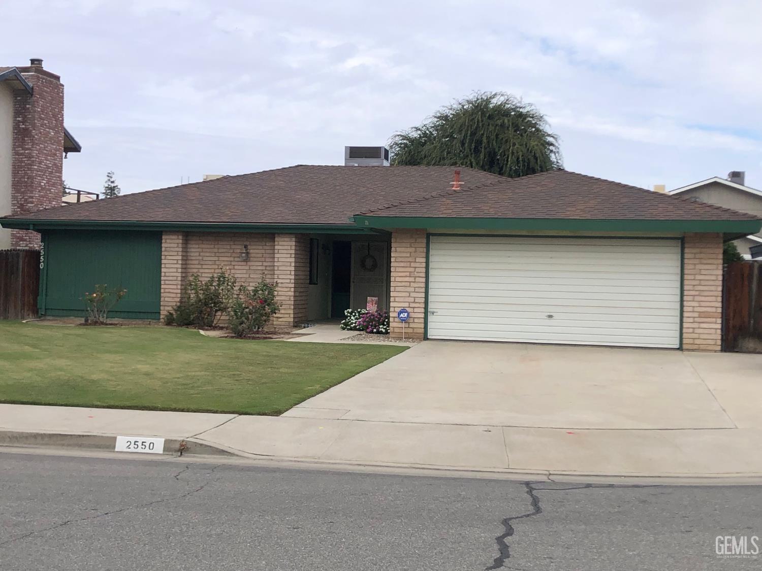 Photo of 2550 sycamore Court, Wasco, CA 93280