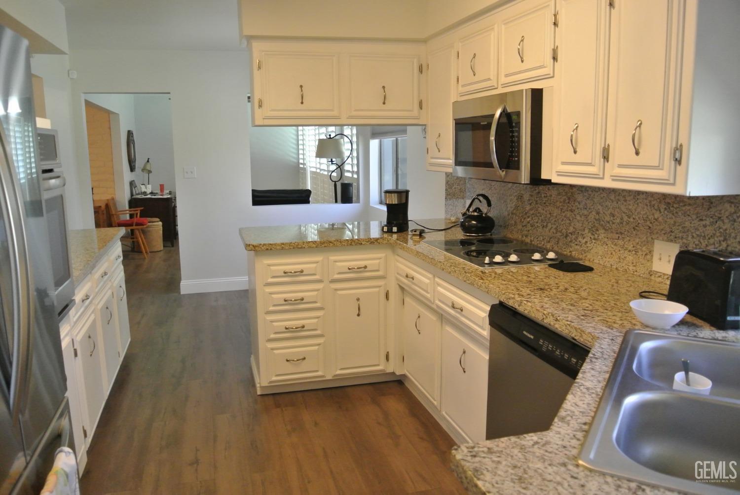 5804 Cypress Point Drive — photo 8
